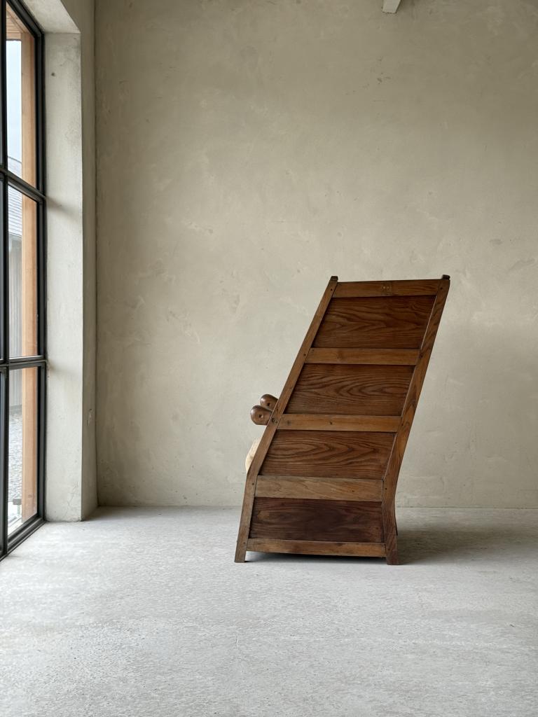An Arts and Crafts Period ‘Lambing’ Chair