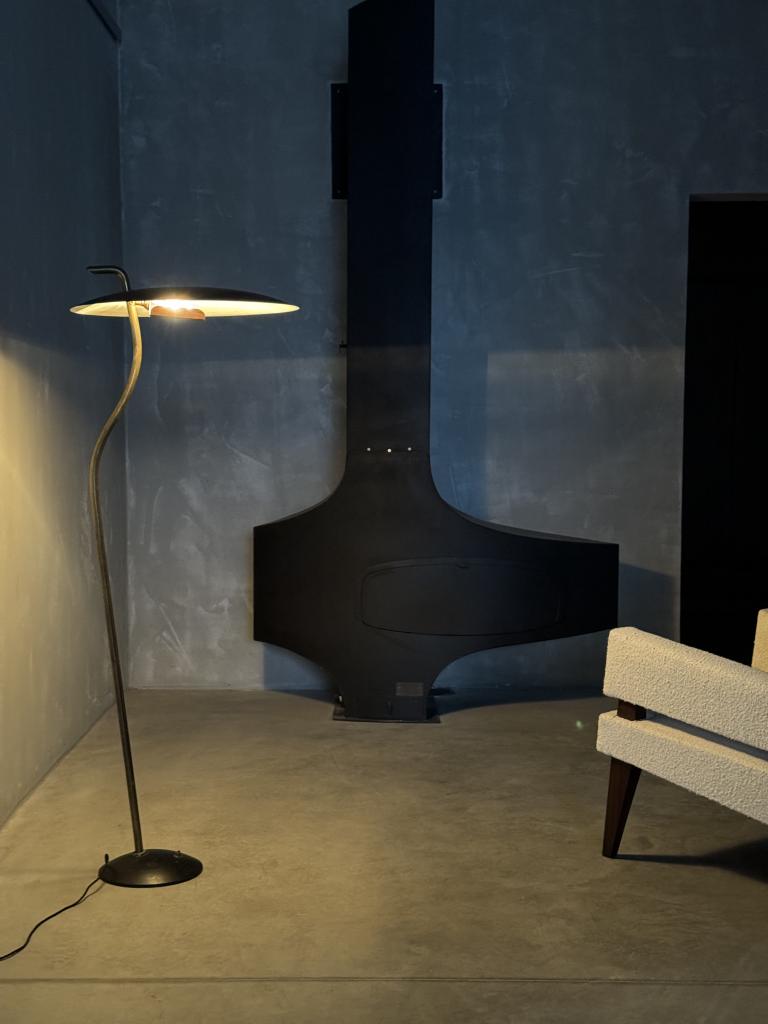 A Rare Floor Lamp Attributed to Gino Sarfatti