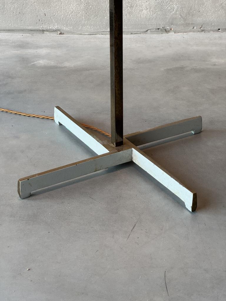 A fine 1960s Brass Floor Lamp.