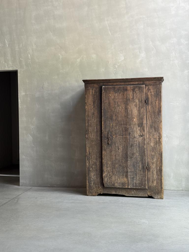 A Primitive C18th Pine Cupboard