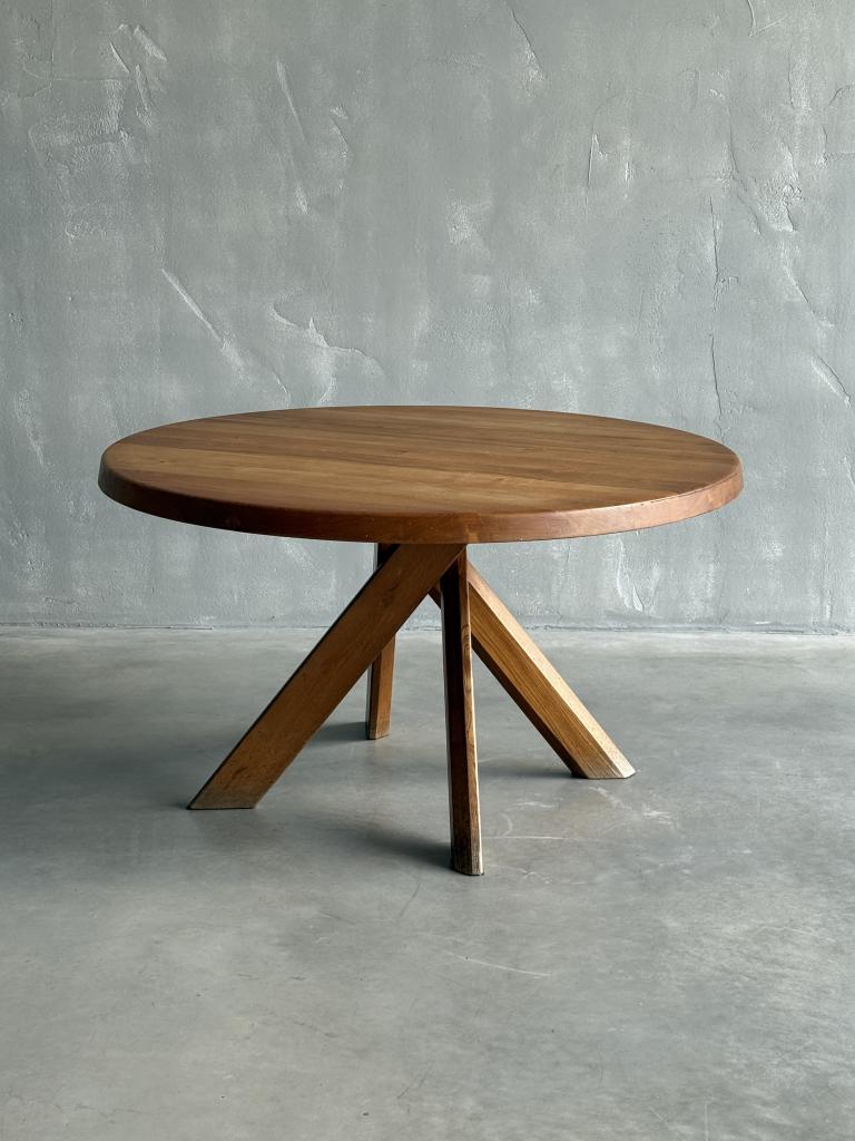 A T21B Circular Elm Table by Pierre Chapo