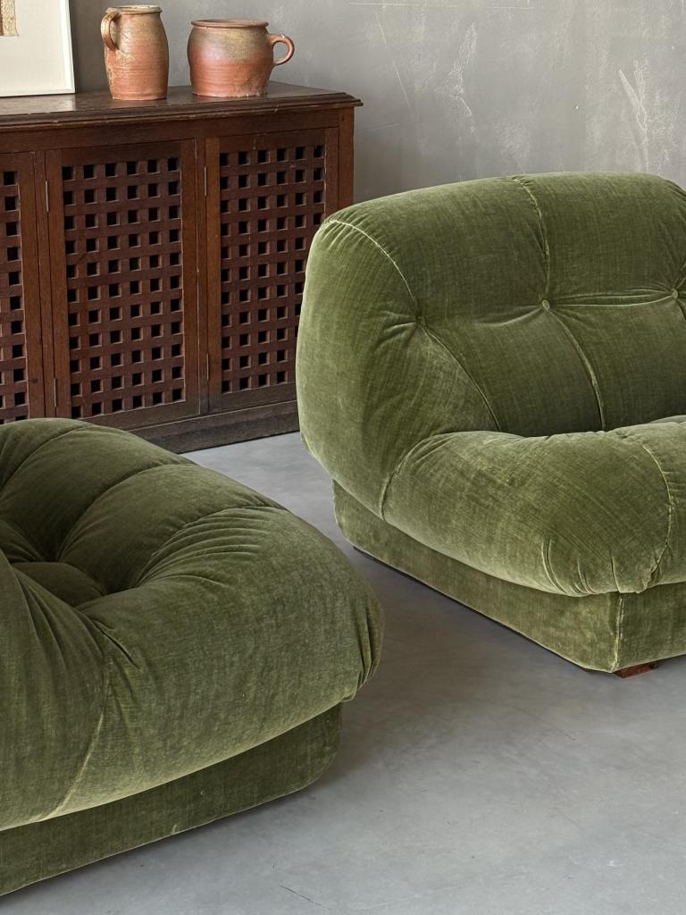 A Pair of 1970s Italian Lounge Chairs